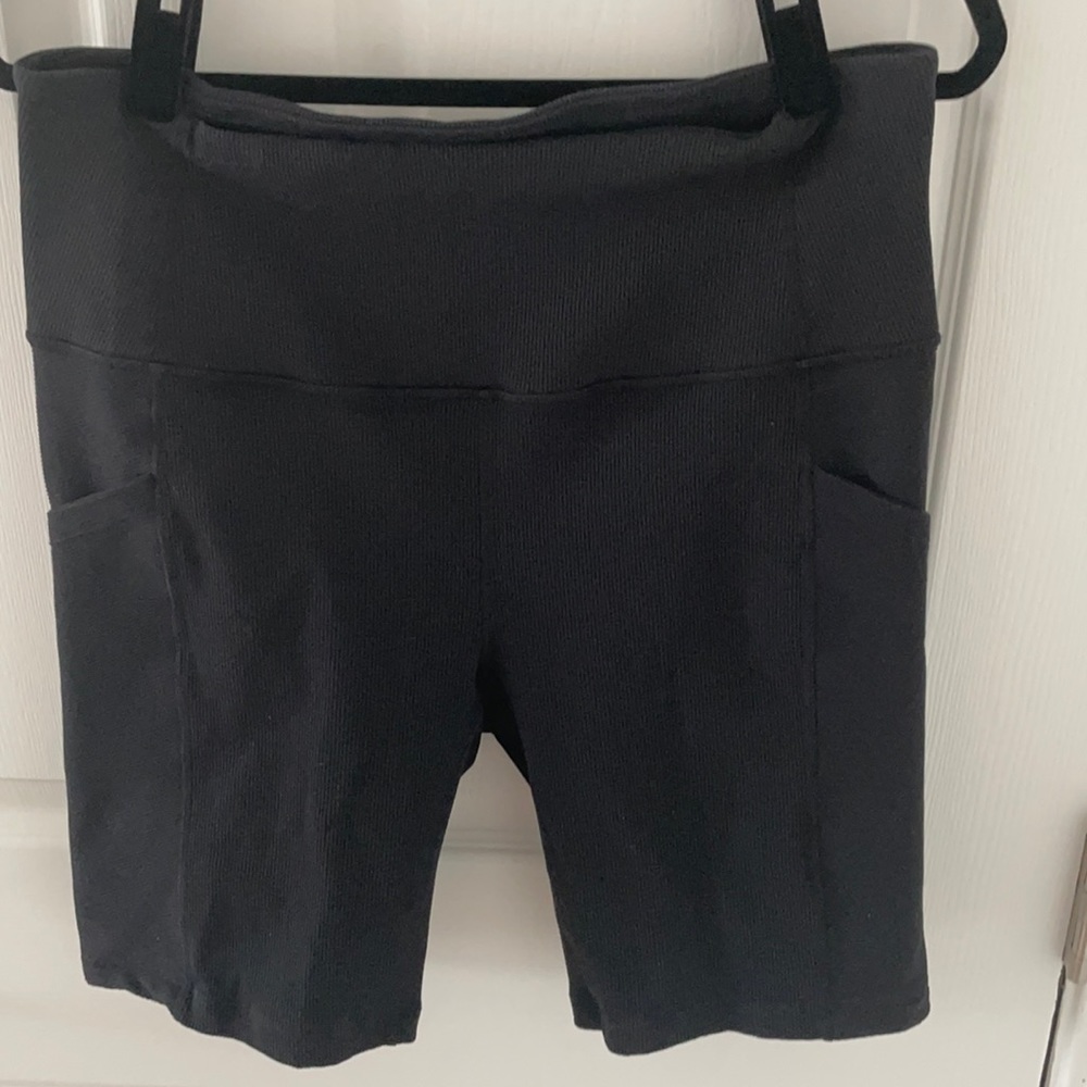 Zella bike shorts